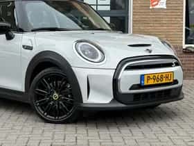 MINI Electric (2022) thumbnail 47