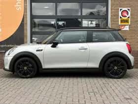 MINI Electric (2022) thumbnail 7