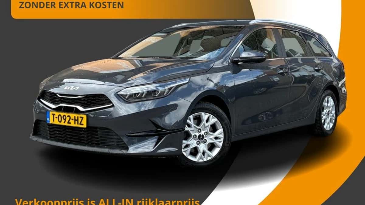 Kia Ceed (2023) — foto 1