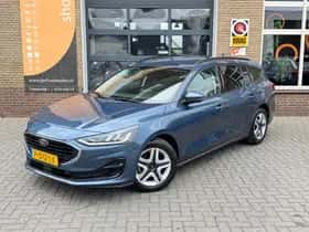 Ford Focus (2022) thumbnail 3