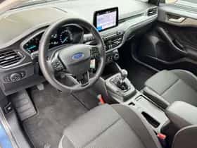 Ford Focus (2022) thumbnail 24