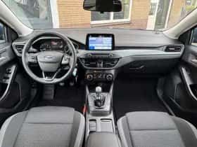 Ford Focus (2022) thumbnail 27