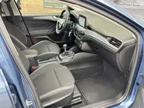 Ford Focus (2022) thumbnail 28