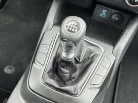 Ford Focus (2022) thumbnail 45