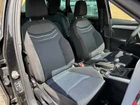 SEAT Arona (2023) thumbnail 8