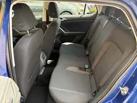 Volkswagen T-Cross (2020) thumbnail 6
