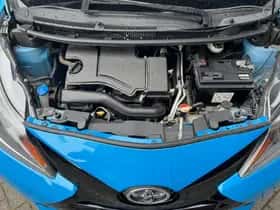 Toyota Aygo (2015) thumbnail 23