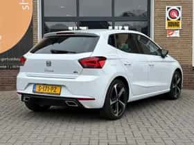 SEAT Ibiza (2023) thumbnail 2