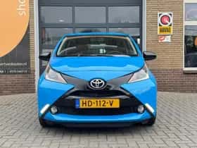 Toyota Aygo (2015) thumbnail 2
