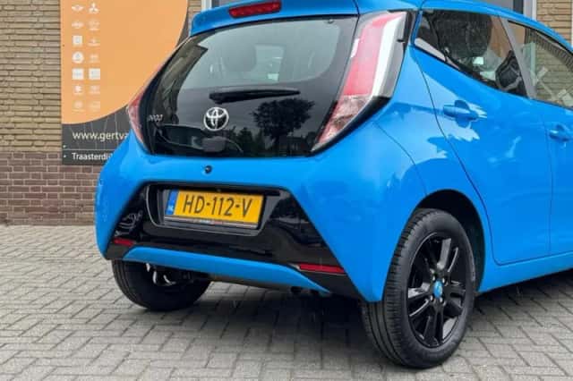 Toyota Aygo (2015) thumbnail 14