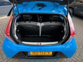 Toyota Aygo (2015) thumbnail 19