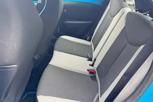 Toyota Aygo (2015) thumbnail 22