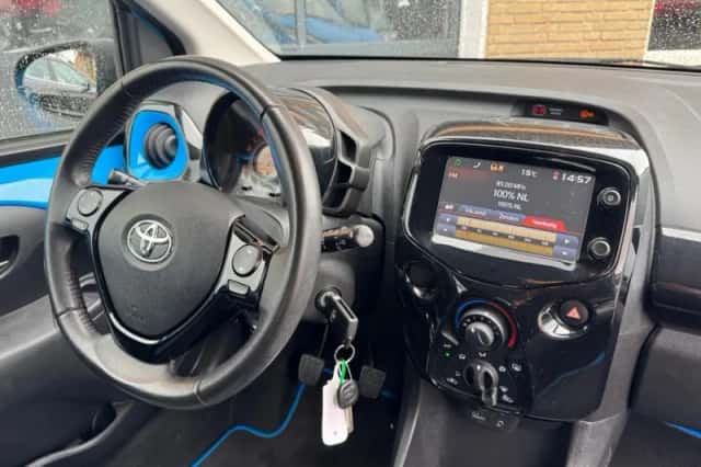 Toyota Aygo (2015) thumbnail 27