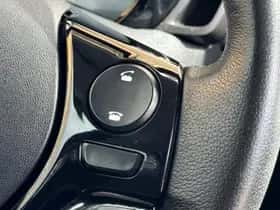 Toyota Aygo (2015) thumbnail 32