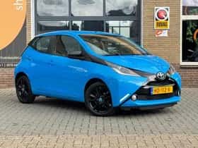 Toyota Aygo (2015) thumbnail 36