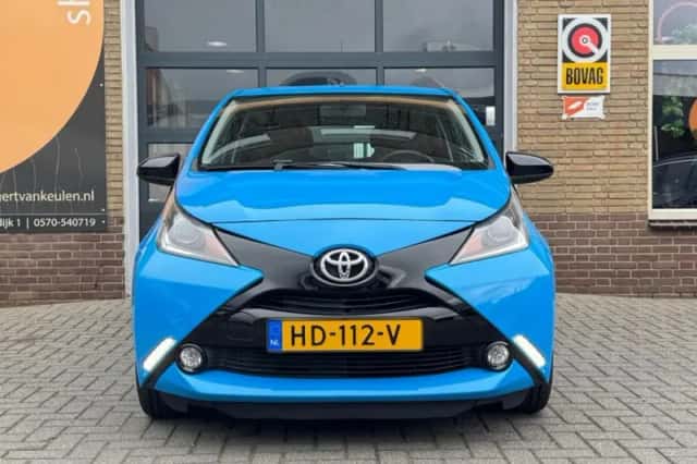 Toyota Aygo (2015) thumbnail 7