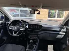 Volkswagen T-Cross (2020) thumbnail 3