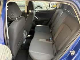 Volkswagen T-Cross (2020) thumbnail 6