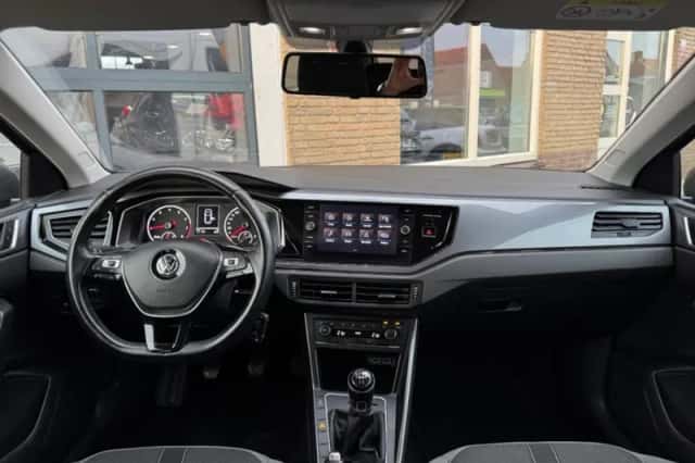 Volkswagen Polo (2018) thumbnail 18