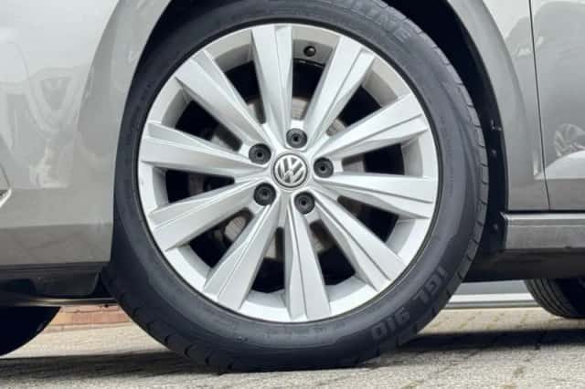 Volkswagen Polo (2018) thumbnail 5