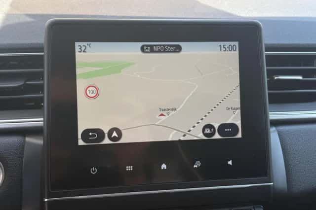 Renault Captur (2020) thumbnail 23