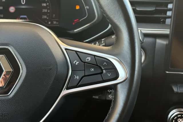 Renault Captur (2020) thumbnail 31
