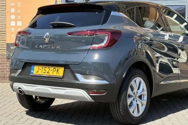 Renault Captur (2020) thumbnail 37