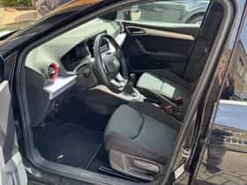 SEAT Arona (2023) thumbnail 11