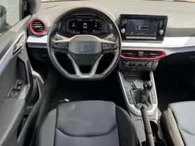 SEAT Arona (2023) thumbnail 24