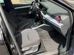 SEAT Arona (2023) thumbnail 27
