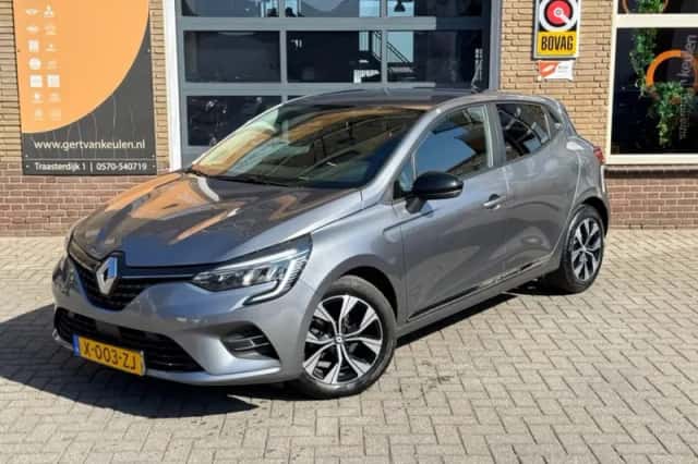 Renault Clio (2024) thumbnail 4