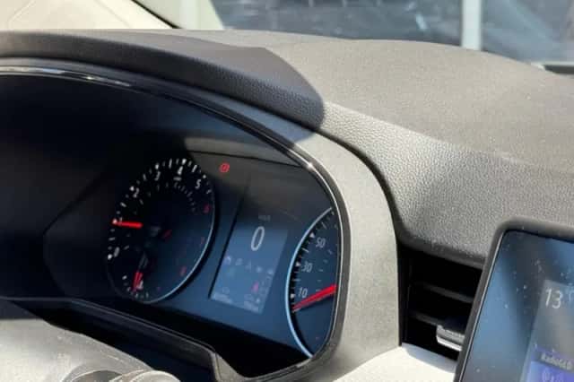 Renault Clio (2024) thumbnail 35