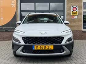 Hyundai Kona (2021) thumbnail 3