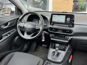 Hyundai Kona (2021) thumbnail 5