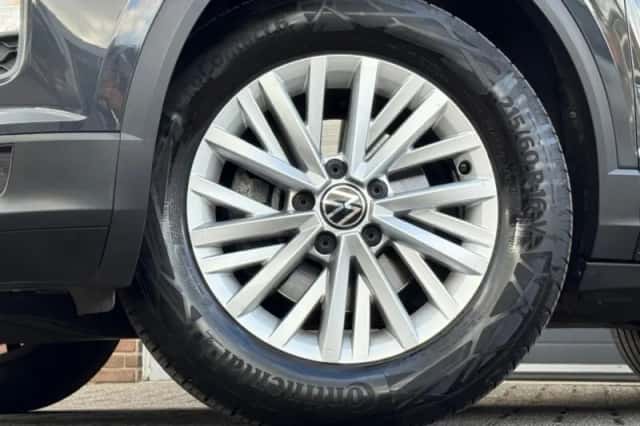 Volkswagen T-Roc (2020) thumbnail 11