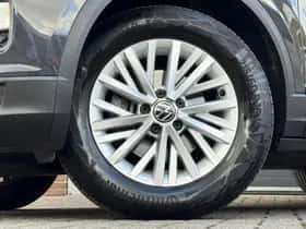 Volkswagen T-Roc (2020) thumbnail 11