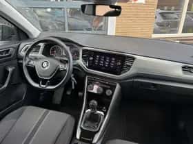 Volkswagen T-Roc (2020) thumbnail 13