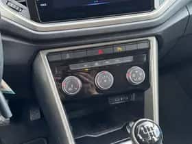 Volkswagen T-Roc (2020) thumbnail 16