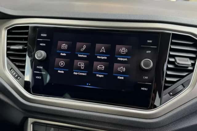 Volkswagen T-Roc (2020) thumbnail 27