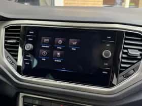 Volkswagen T-Roc (2020) thumbnail 29