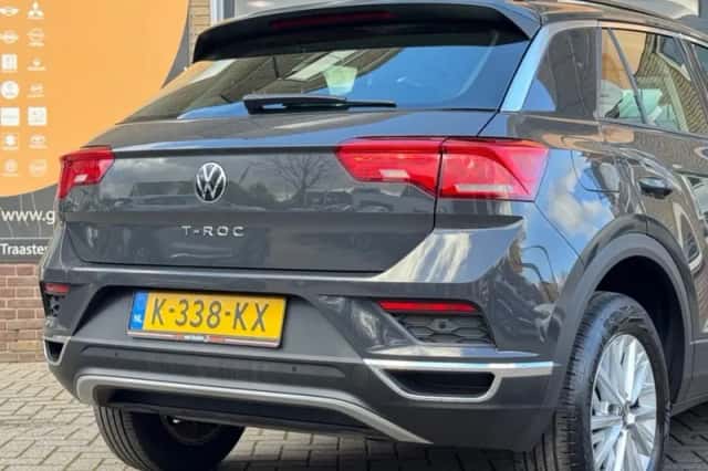 Volkswagen T-Roc (2020) thumbnail 40