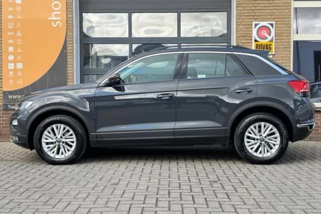 Volkswagen T-Roc (2020) thumbnail 5
