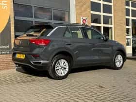 Volkswagen T-Roc (2020) thumbnail 43
