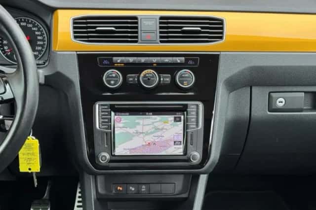 Volkswagen Caddy (2018) thumbnail 23