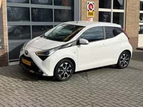 Toyota Aygo (2018) thumbnail 17