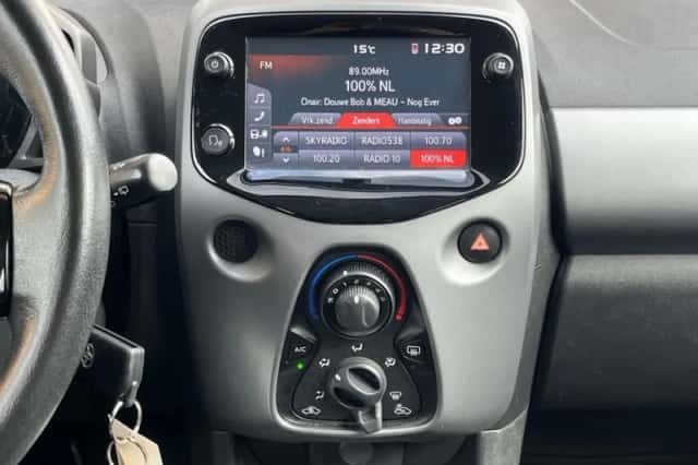 Toyota Aygo (2018) thumbnail 26