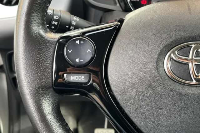 Toyota Aygo (2018) thumbnail 40