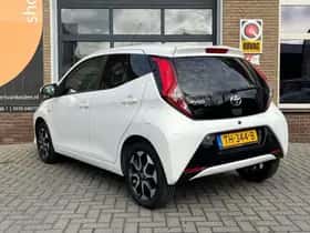 Toyota Aygo (2018) thumbnail 8