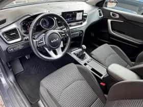 Kia Ceed (2023) thumbnail 13