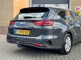 Kia Ceed (2023) thumbnail 16